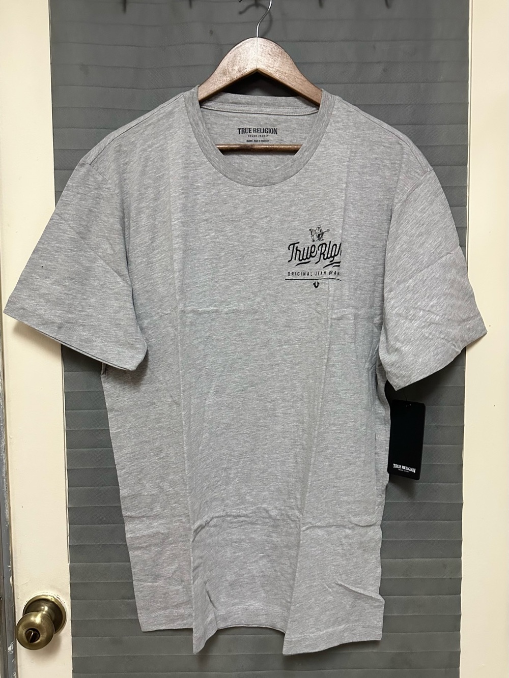 True Religion T-shirt Mens Size XXL  Gray Short Sleeve True Rlgn Crewneck